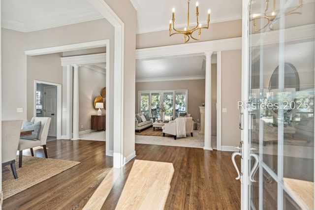 210 Old Plantation Dr W, Beaufort, SC 29907