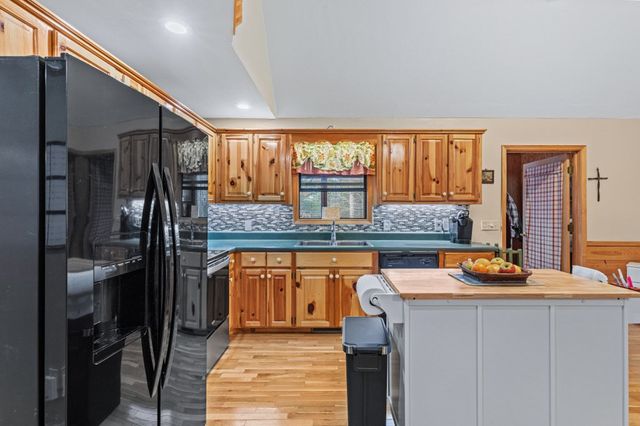 39 Lillian Way, Blairsville, GA 30512