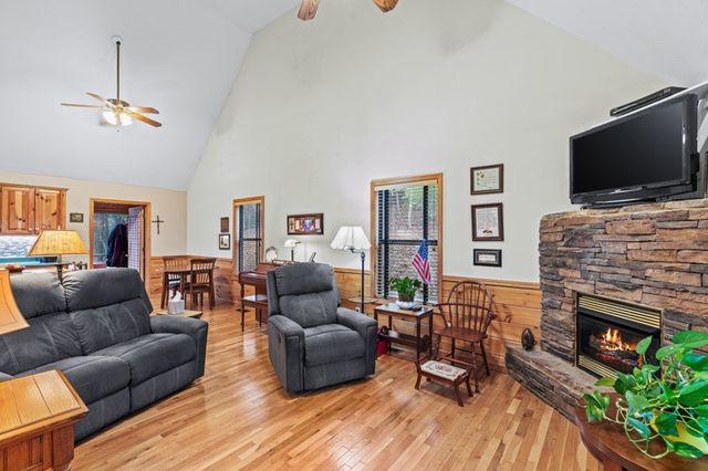 39 Lillian Way, Blairsville, GA 30512