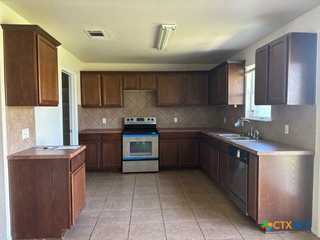 224 Starlight Drive, Temple, TX 76502