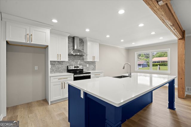 1879 King George Lane SW, Atlanta, GA 30331