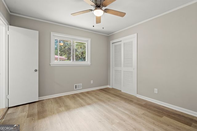 1879 King George Lane SW, Atlanta, GA 30331