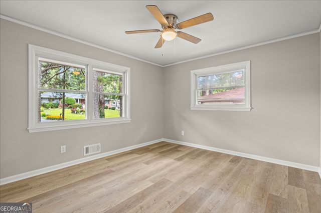 1879 King George Lane SW, Atlanta, GA 30331