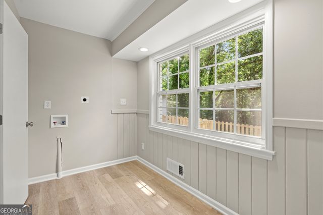 1879 King George Lane SW, Atlanta, GA 30331