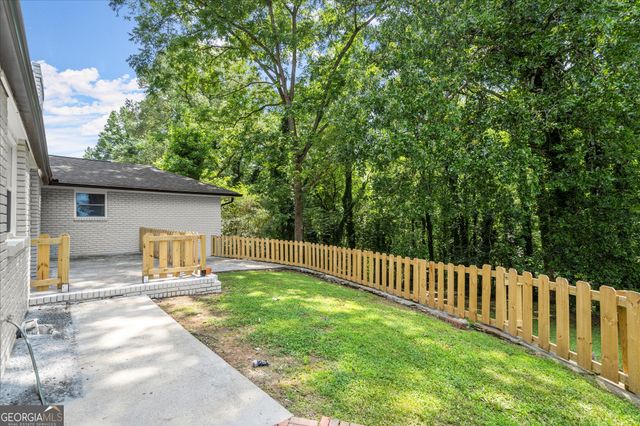 1879 King George Lane SW, Atlanta, GA 30331