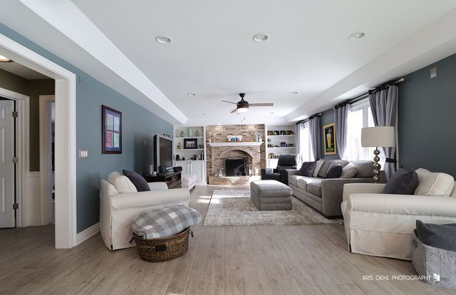 9313 Loch Glen Drive, Lakewood, IL 60014