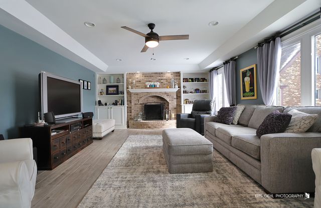 9313 Loch Glen Drive, Lakewood, IL 60014