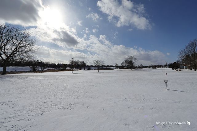 9313 Loch Glen Drive, Lakewood, IL 60014