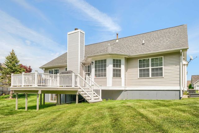 4211 Maplewood Meadows Avenue Avenue, Grand Blanc, MI 48439