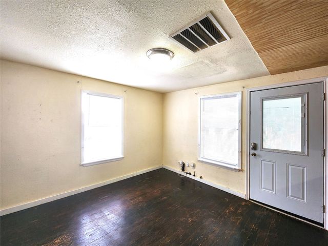 620 Uland Street, Denton, TX 76209