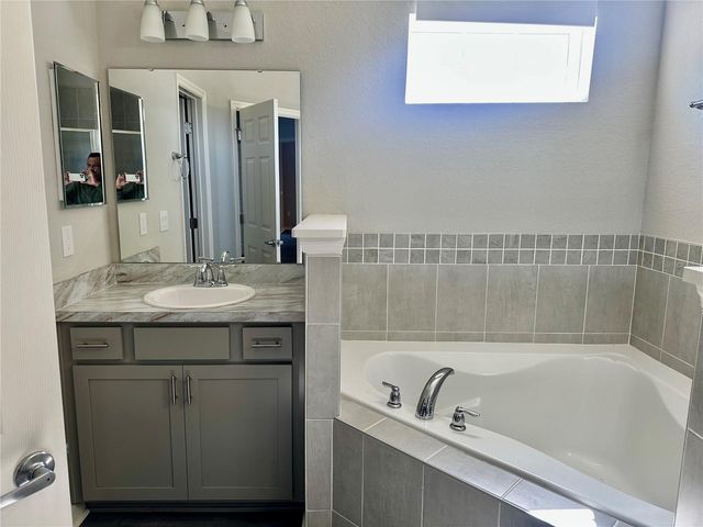 4403 HUMMINGBIRD LANE, Haines City, FL 33844