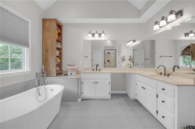 2694 Elmhurst Court, Kennesaw, GA 30152
