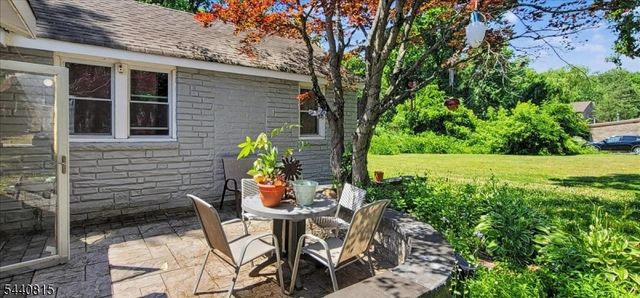 347 Somerset St, Long Hill Twp., NJ 07980
