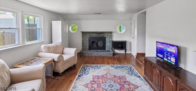 347 Somerset St, Long Hill Twp., NJ 07980