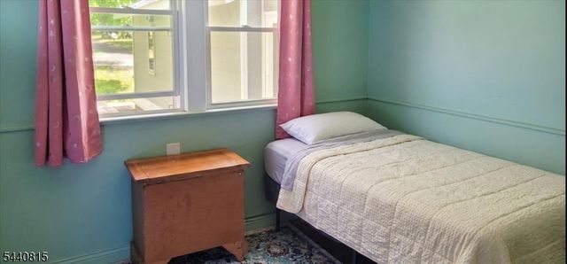 347 Somerset St, Long Hill Twp., NJ 07980
