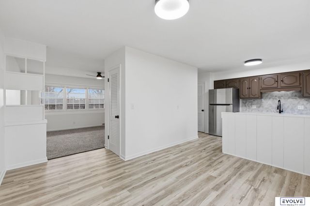 7416 S 85th Street, La Vista, NE 68128