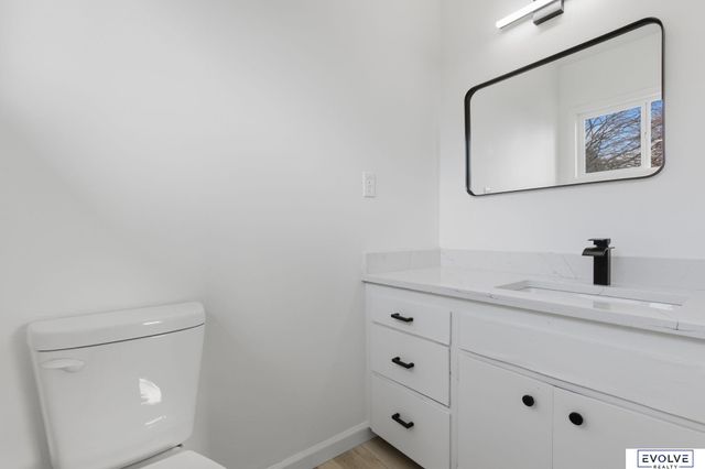 7416 S 85th Street, La Vista, NE 68128