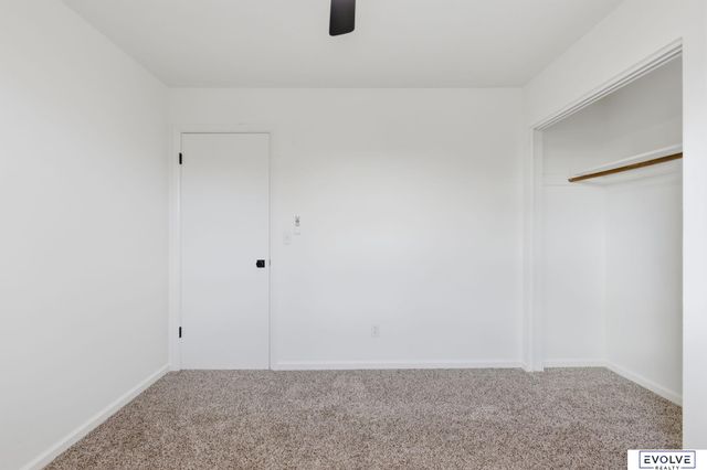 7416 S 85th Street, La Vista, NE 68128