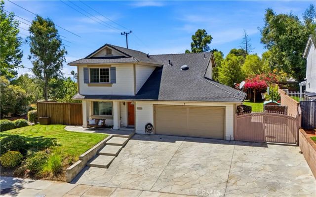 13945 Simshaw Avenue, Sylmar, CA 91342