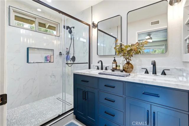 13945 Simshaw Avenue, Sylmar, CA 91342