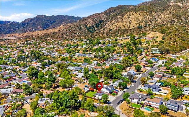 13945 Simshaw Avenue, Sylmar, CA 91342