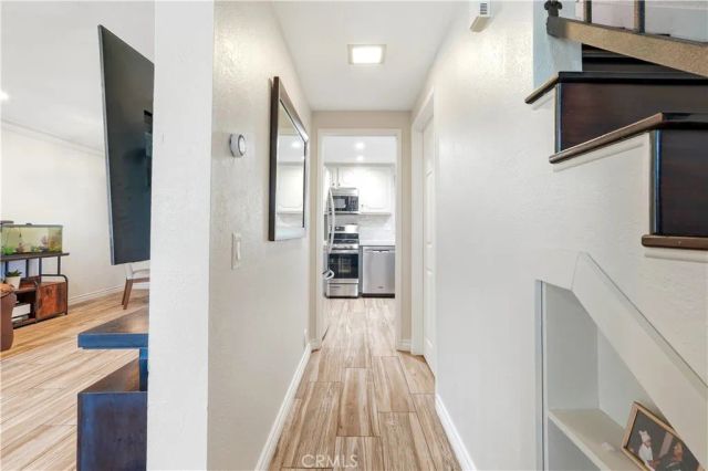 13945 Simshaw Avenue, Sylmar, CA 91342