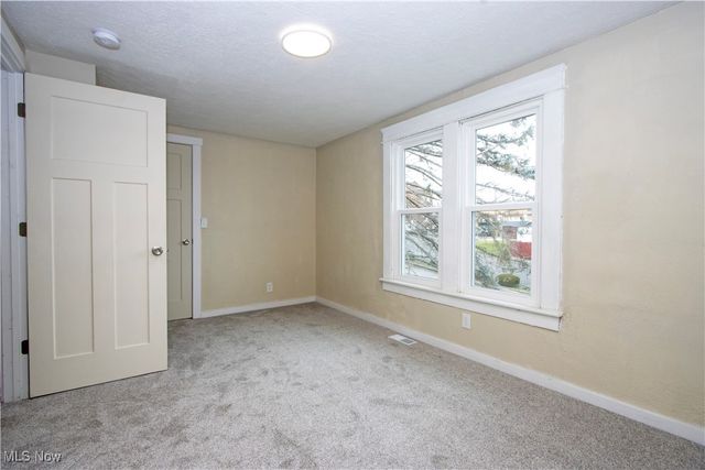 27 S State Street, Rittman, OH 44270