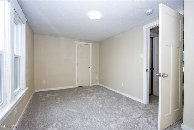 27 S State Street, Rittman, OH 44270