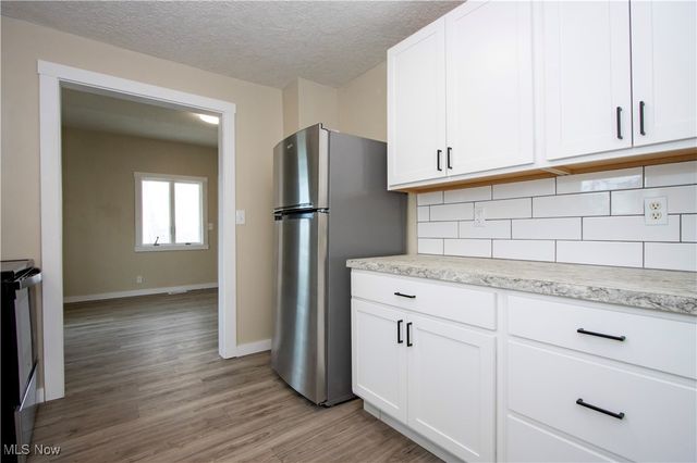 27 S State Street, Rittman, OH 44270