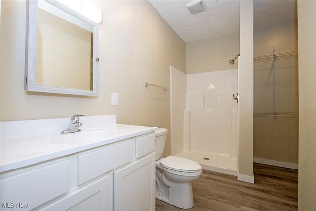 27 S State Street, Rittman, OH 44270