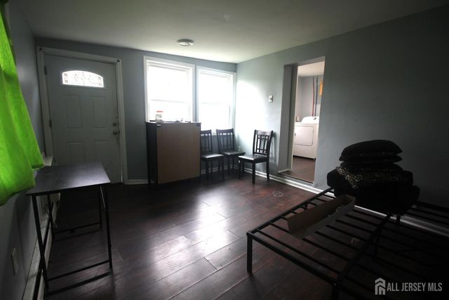 825 W 2nd Street, Florence, NJ 08518