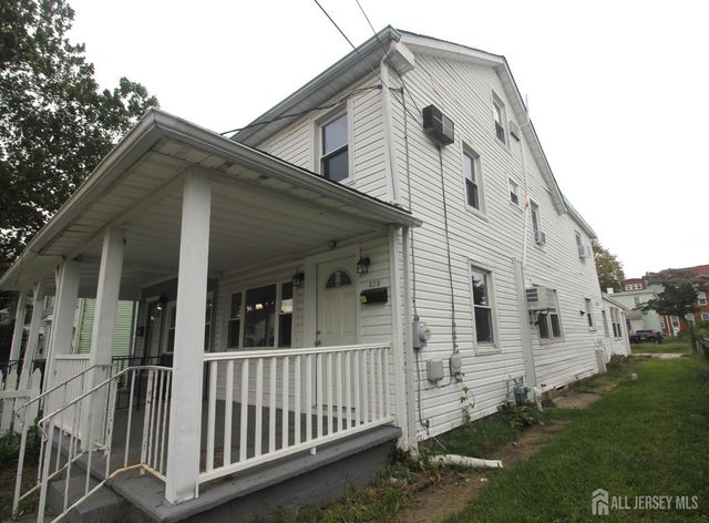 825 W 2nd Street, Florence, NJ 08518