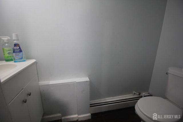 825 W 2nd Street, Florence, NJ 08518