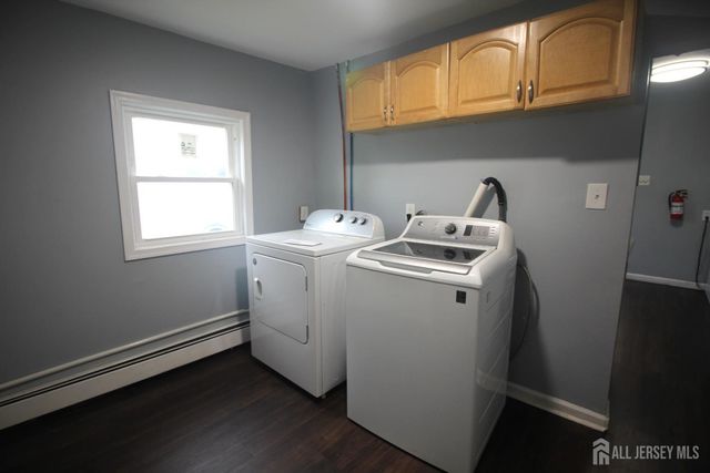 825 W 2nd Street, Florence, NJ 08518