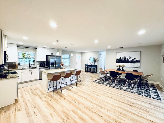 6821 ANCHOR WAY, Sarasota, FL 34231