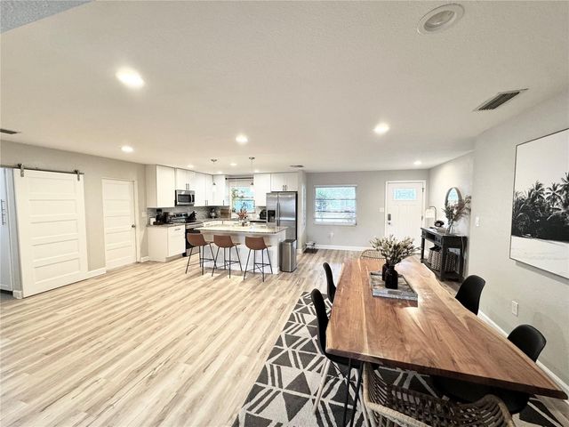 6821 ANCHOR WAY, Sarasota, FL 34231