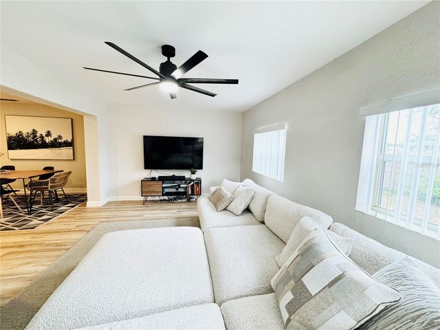 6821 ANCHOR WAY, Sarasota, FL 34231