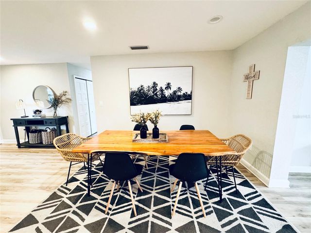 6821 ANCHOR WAY, Sarasota, FL 34231