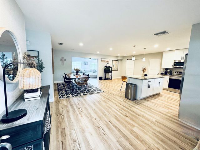 6821 ANCHOR WAY, Sarasota, FL 34231