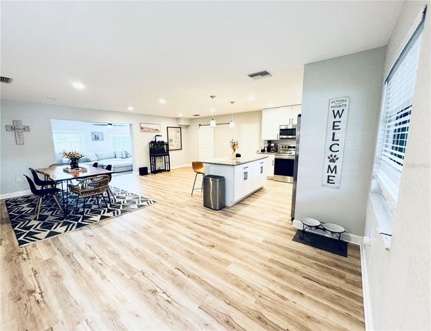 6821 ANCHOR WAY, Sarasota, FL 34231