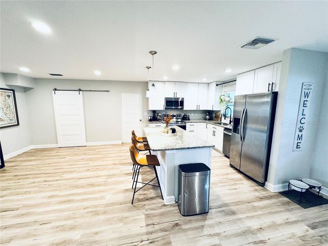 6821 ANCHOR WAY, Sarasota, FL 34231