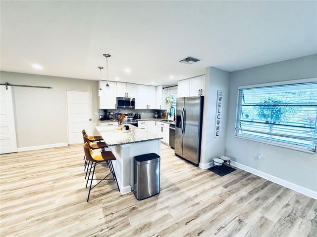 6821 ANCHOR WAY, Sarasota, FL 34231