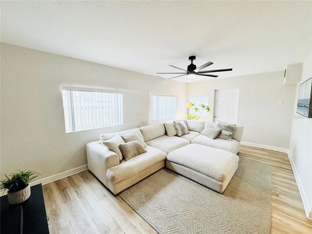 6821 ANCHOR WAY, Sarasota, FL 34231