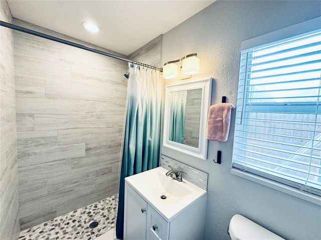 6821 ANCHOR WAY, Sarasota, FL 34231