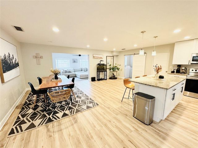 6821 ANCHOR WAY, Sarasota, FL 34231