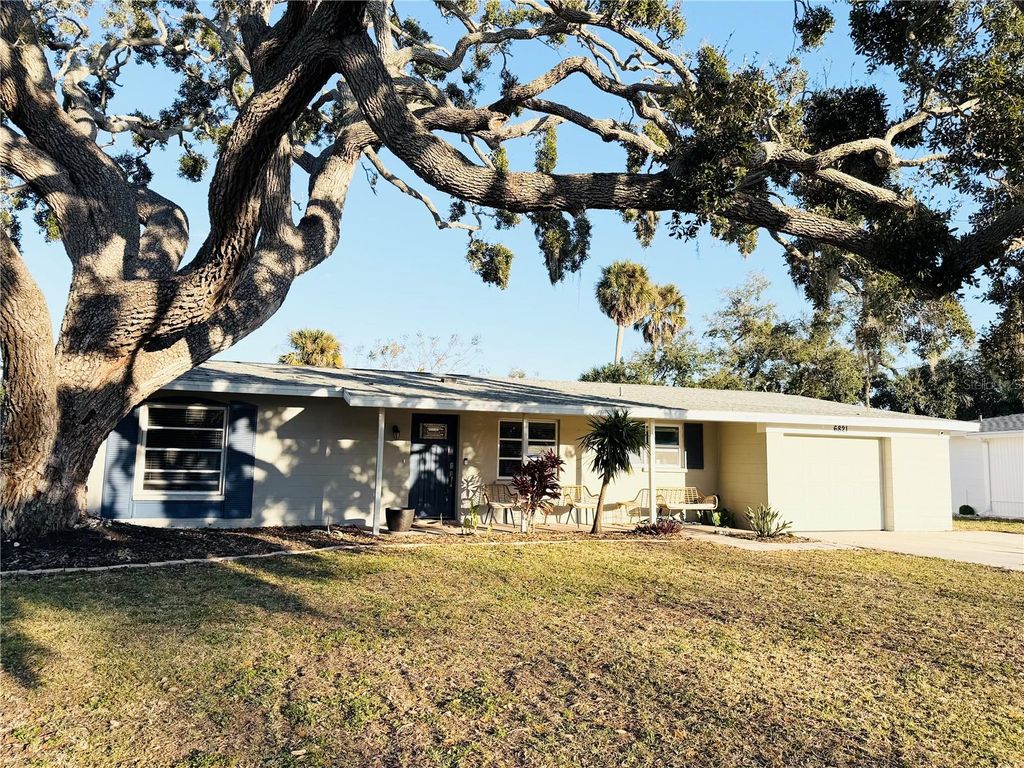 6821 ANCHOR WAY, Sarasota, FL 34231