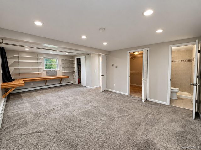 65 Maureen Drive, Middletown, NY 10940