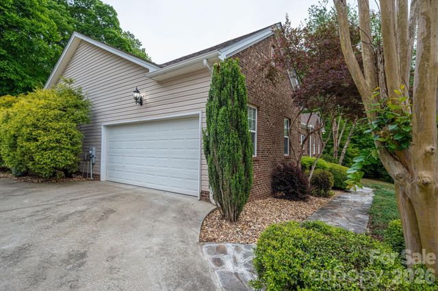 1919 Ashmere Drive, Iron Station, NC 28080