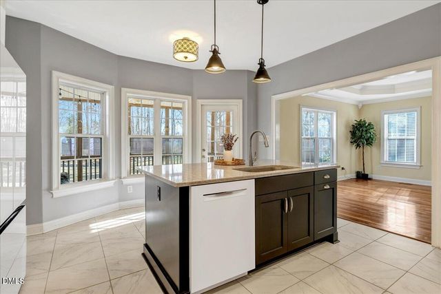 812 Winding Oak Way, Clayton, NC 27527