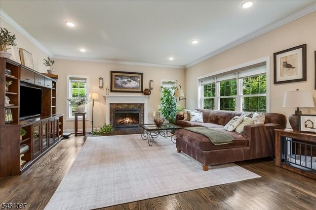 6 Jared Pl, Mount Olive Twp., NJ 07828
